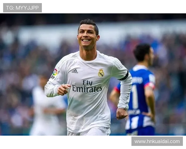 以C罗为偶像的粉丝球星如何在绿茵场上崭露头角的故事