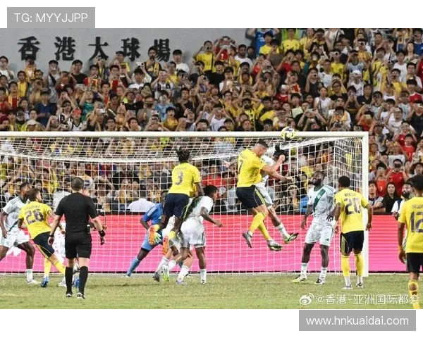 全能中场足球巨星的传奇之路及其对现代足球的深远影响