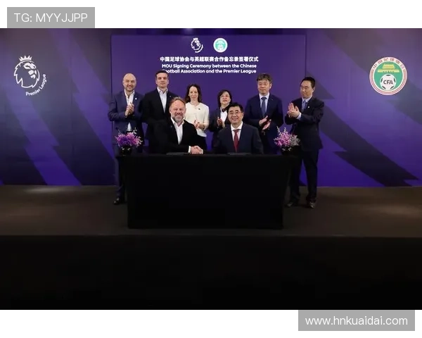 外国球星加盟中国足球对提升联赛水平和文化交流的深远影响分析