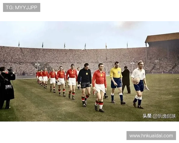 近二十年全球足球巨星盘点 他们如何塑造了现代足球的辉煌篇章